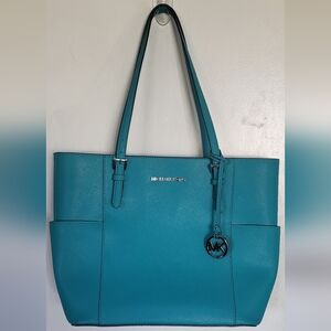 Micheal Kors Tote